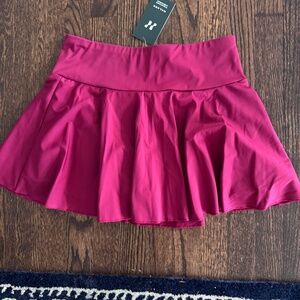 Halara Crimson Tennis Skirt NWT Large